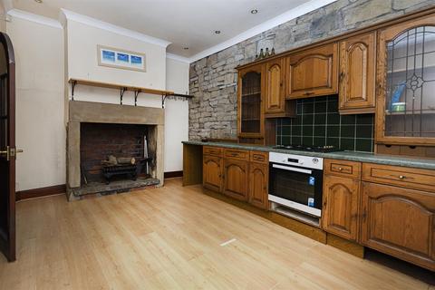 undefined, Vicarage Road, Huddersfield HD3