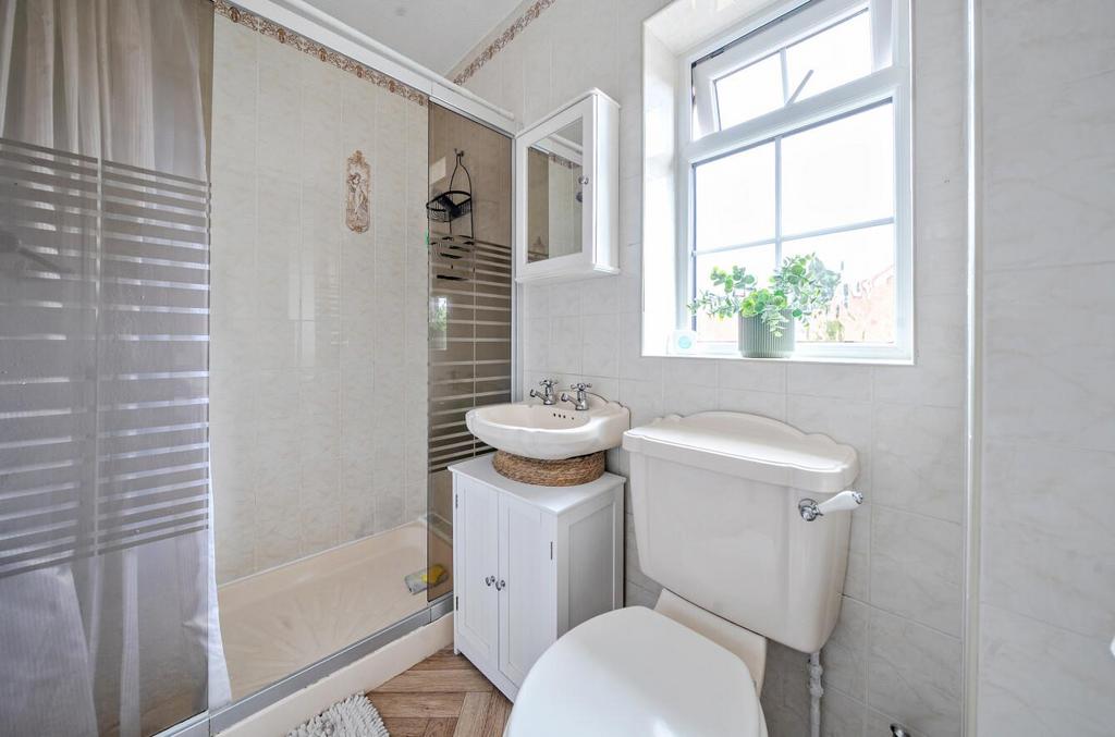 Ensuite