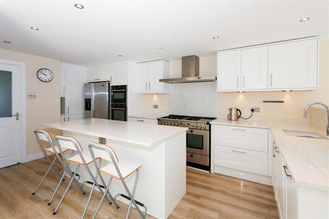 undefined, Stewart Close, Chislehurst