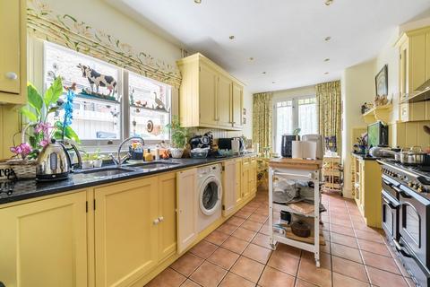 undefined, Pitcairn Road, Mitcham, Surrey, CR4