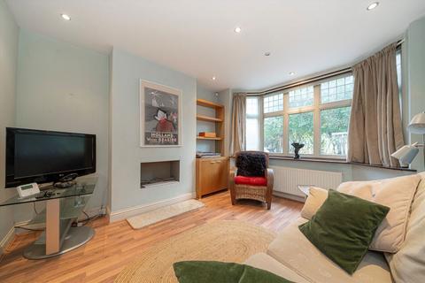 undefined, Hampton Road, Hampton Hill TW12
