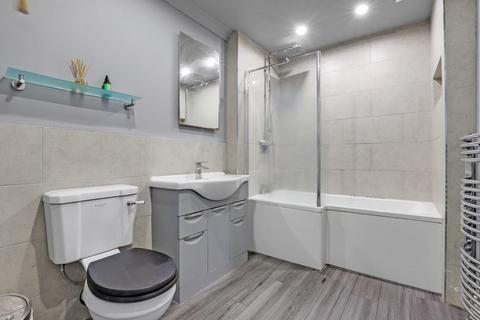 undefined, Lawrie Park Road, London