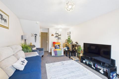 undefined, Pirton Meadow, Churchdown, Gloucester, Gloucestershire, GL3