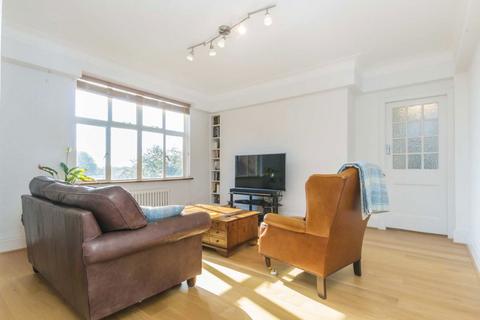 2 bedroom flat to rent, Sutton Lane North, London W4