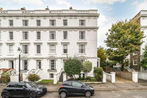 1 bedroom flat for sale, Grafton Square, London SW4