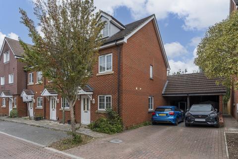 3 bedroom townhouse for sale, Watson Court, Hedge End SO30