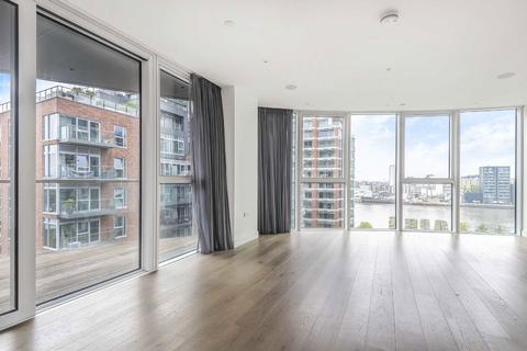 3 bedroom flat to rent, Juniper Drive, London SW18