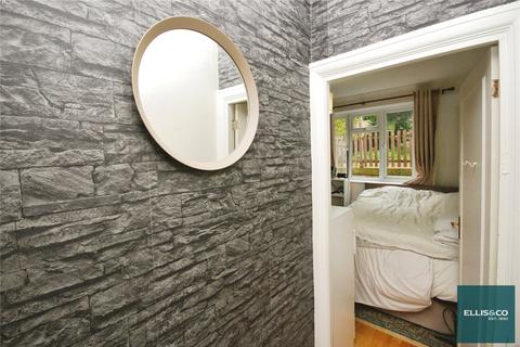 undefined, Finchley Road, Golders Green, NW11