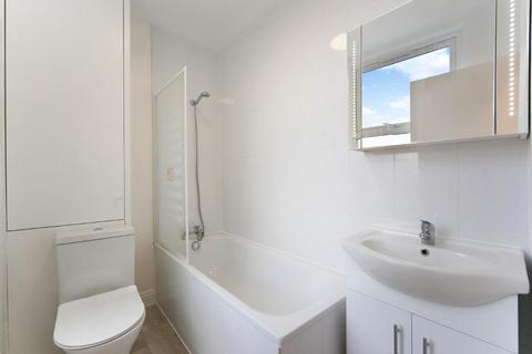 1 bedroom flat to rent, Munster Road,Fulham