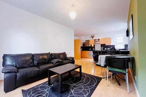 2 bedroom flat to rent, City Central, Leeds, West Yorkshire
