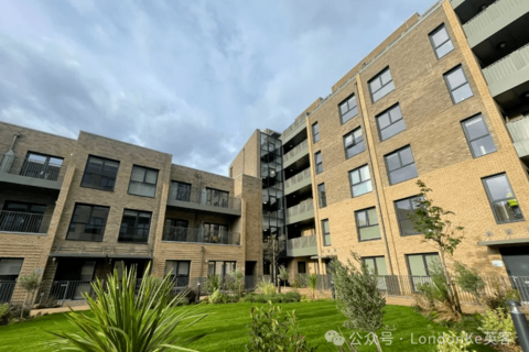 undefined, Parkhurst Road, N7 0FQ