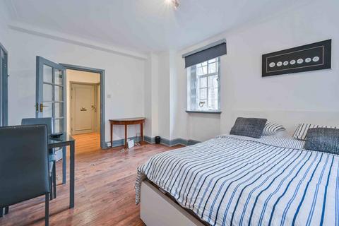 Studio to rent, Seymour Street, Marylebone, London, W1H