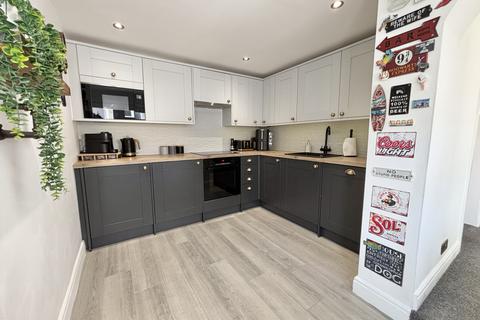 2 bedroom detached house for sale, Rookwood Avenue, Cleveleys FY5