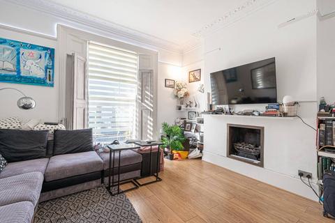1 bedroom flat to rent, Cantelowes Road, Camden, London, NW1
