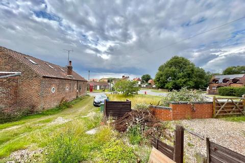 undefined, 2 Bed Mid-Terraced House,  Lamb Row, Rudston, Driffield, YO25 4UE