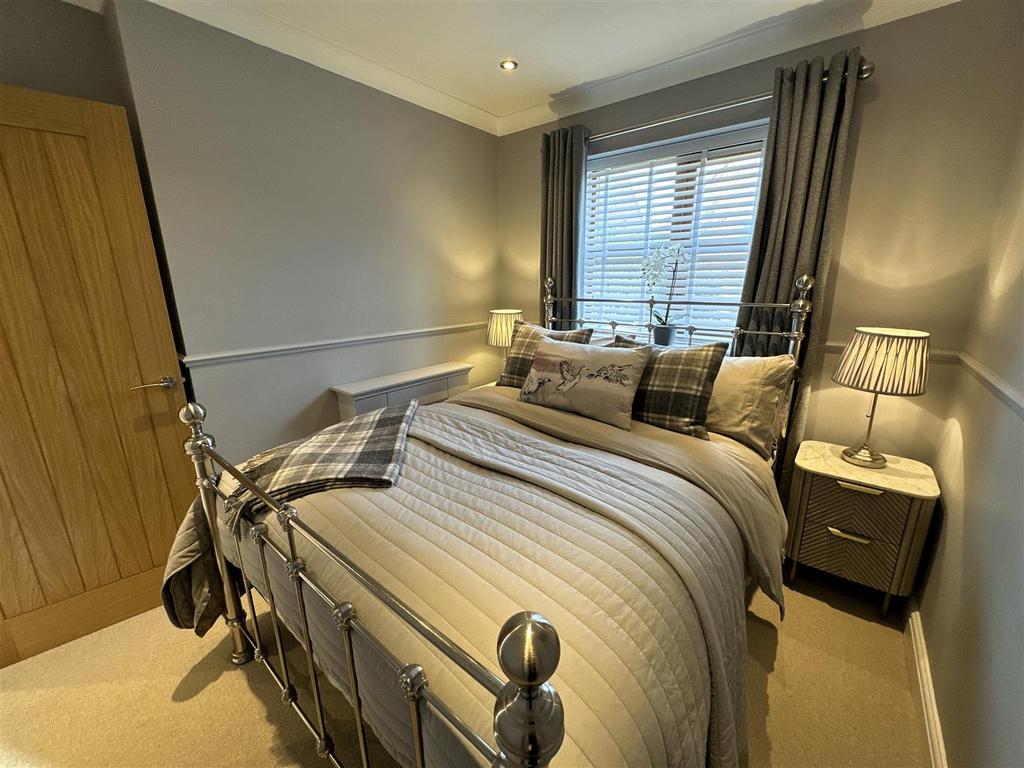 Bedroom2.1.jpg