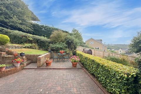 4 bedroom detached house for sale, Sunnidale, Fellside Park, Whickham, NE16