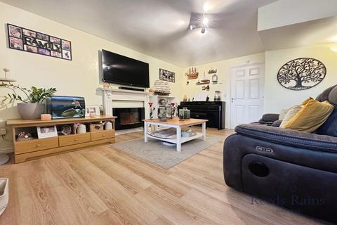3 bedroom terraced house for sale, Blackthorn Close, North Yorkshire YO8