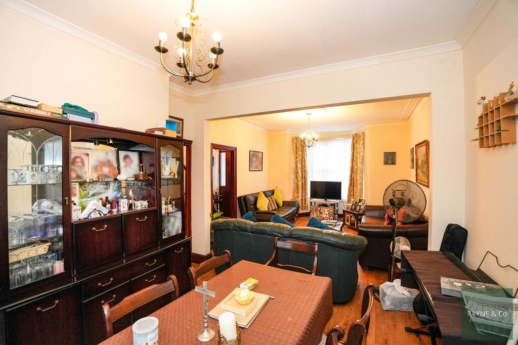 Through Lounge