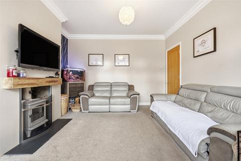 4 bedroom semi-detached house for sale, Fairlawn Gardens, Southend-On-Sea, SS2