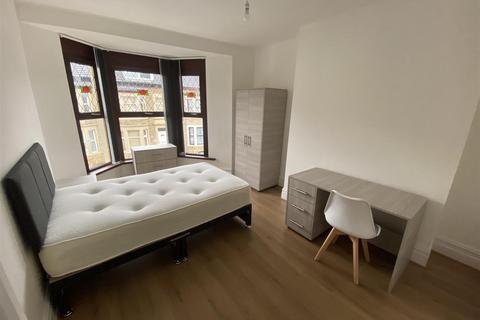 6 bedroom private hall to rent, Blades Street, Lancaster LA1