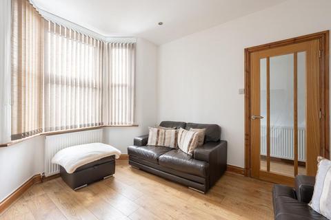 3 bedroom terraced house for sale, London E17