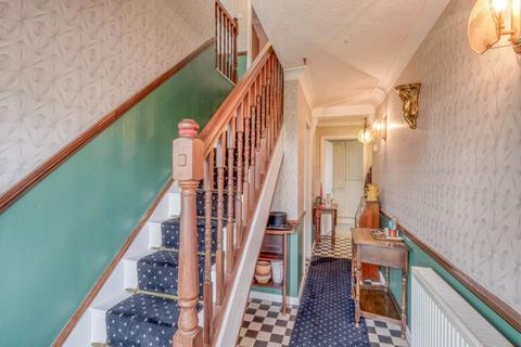 29 Grafton Close, Redditch, B98 7TR