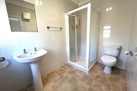 1 bedroom apartment to rent, Second Drive, Beacon Court Second Drive, TQ14