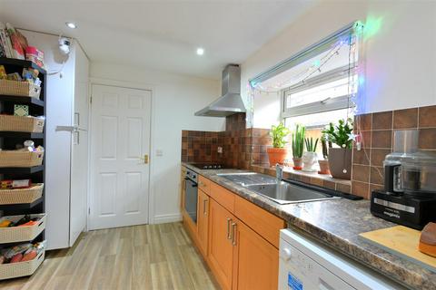undefined, Emerald Street, York