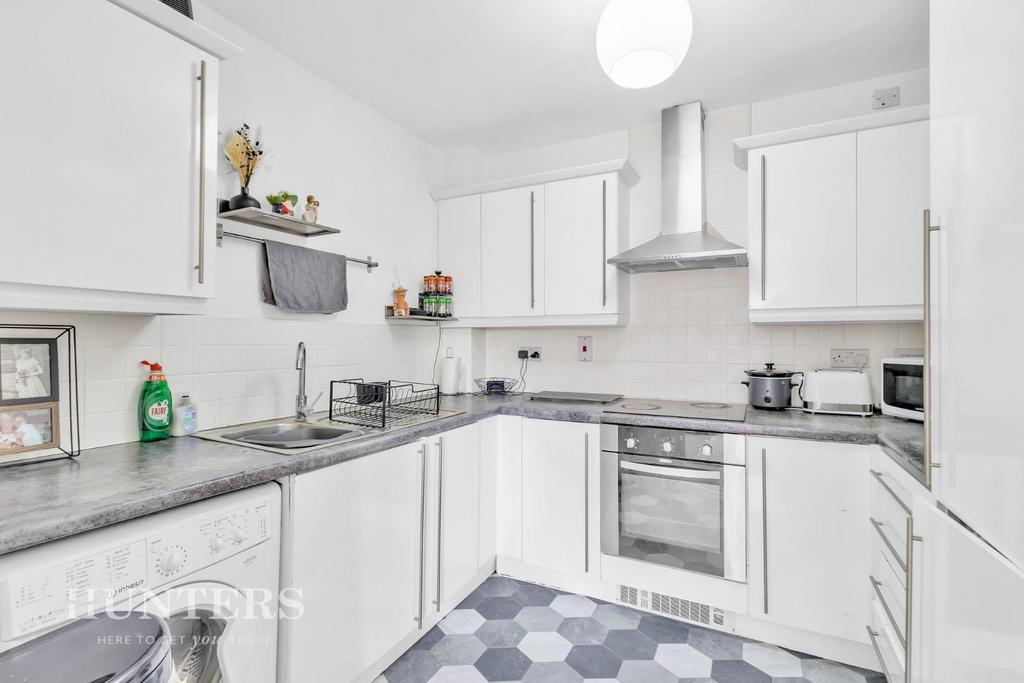 Apt12 16 Kilmaine Avenue (10).jpg