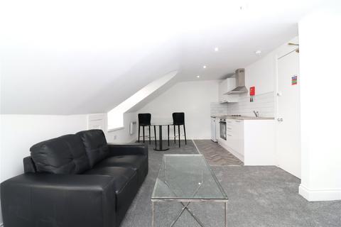 Studio to rent, Victoria Crescent Road, Glasgow, G12