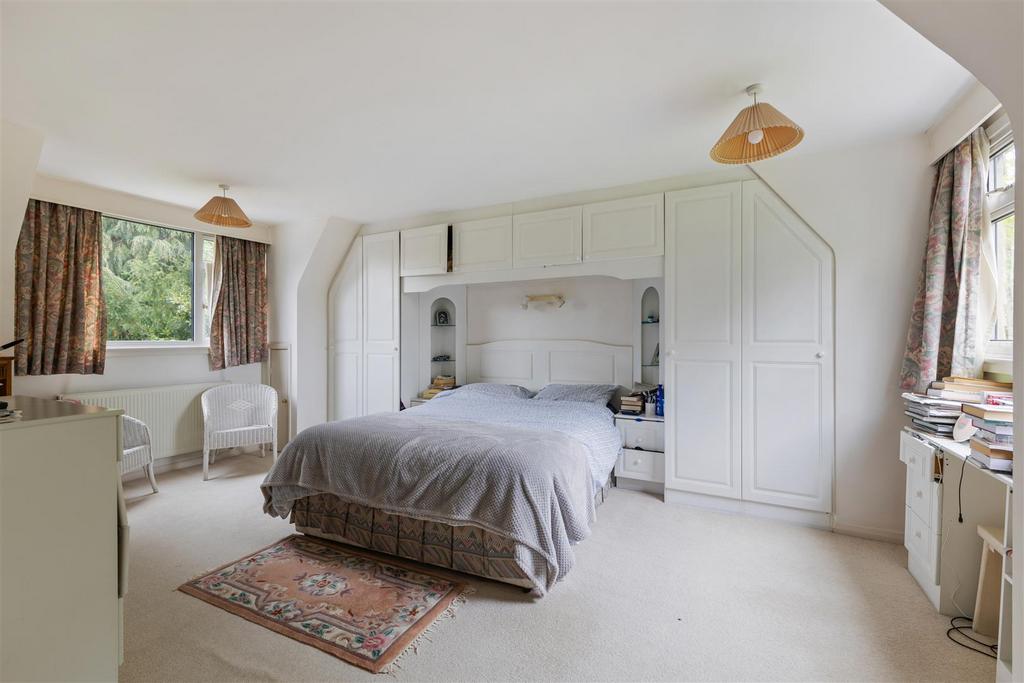 99552 13 Fernhill Oxshott(20).jpg