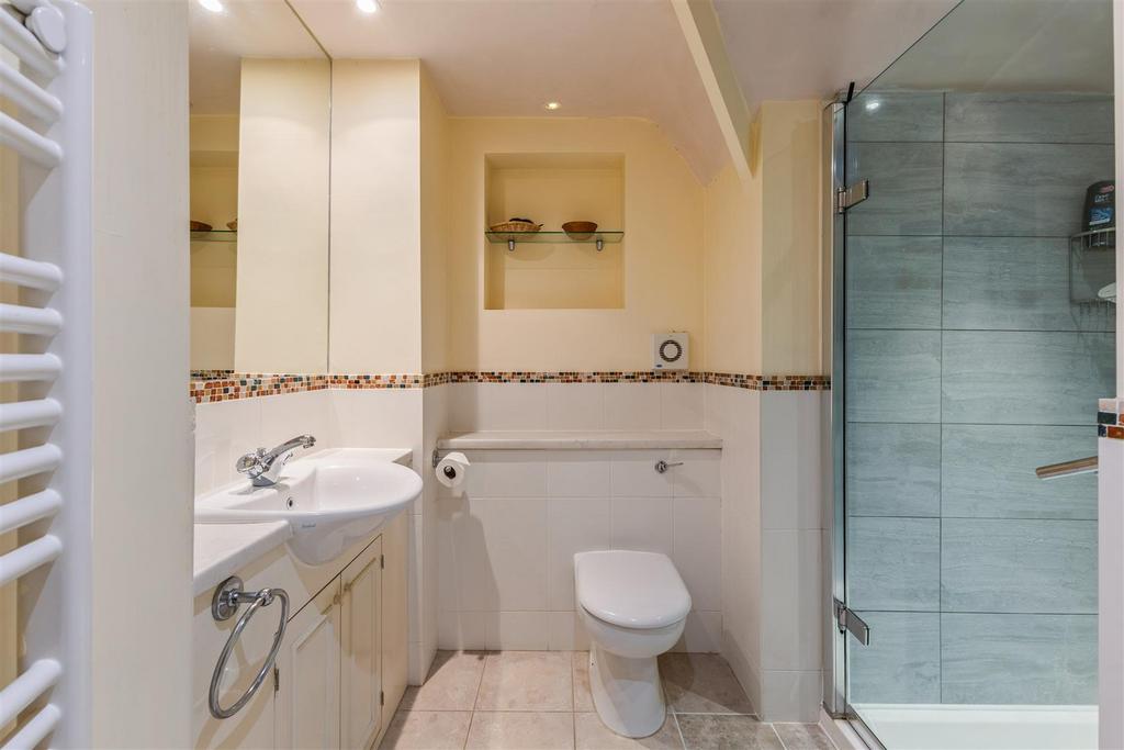 99552 13 Fernhill Oxshott(26).jpg