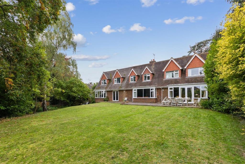 99552 13 Fernhill Oxshott(30).jpg