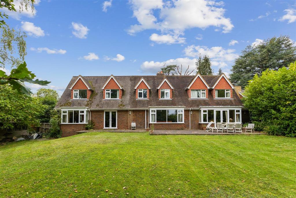 99552 13 Fernhill Oxshott(29).jpg