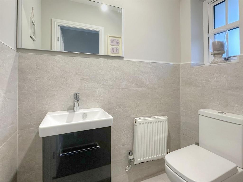 Ground floor wc
