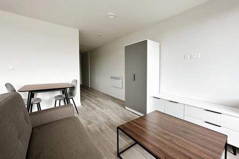 Studio to rent, Bevington Bush, Liverpool, L3