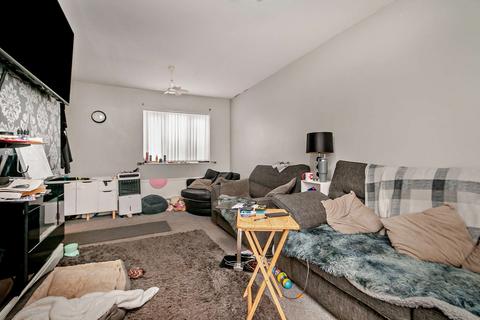 3 bedroom semi-detached house for sale, Emerson Avenue, Stainforth, Doncaster, DN7