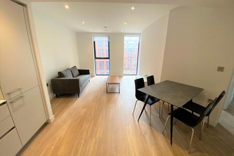 2 bedroom apartment to rent, Manchester New Square, Manchester M1