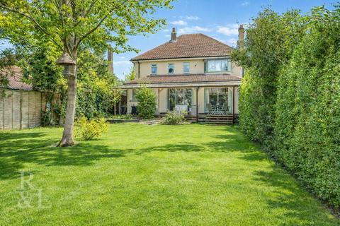 4 bedroom detached house for sale, Ashby Road, Hinckley