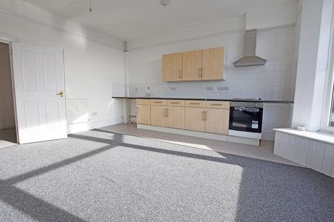 2 bedroom flat to rent, High Street, , Ventnor