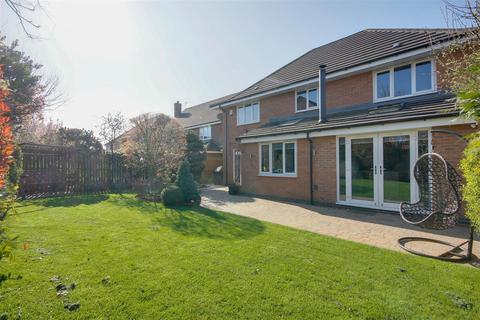 5 bedroom detached house for sale, Millias Close, Brough