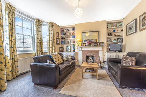 3 bedroom flat to rent, Halford Road, London, SW6