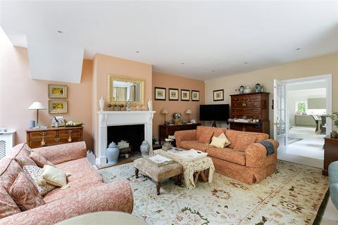 4 bedroom detached house for sale, Rasehill Close, Rickmansworth, Hertfordshire, WD3