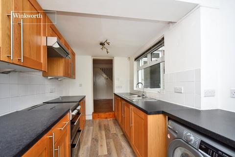 62 Idmiston Square, Worcester Park, KT4 7SY