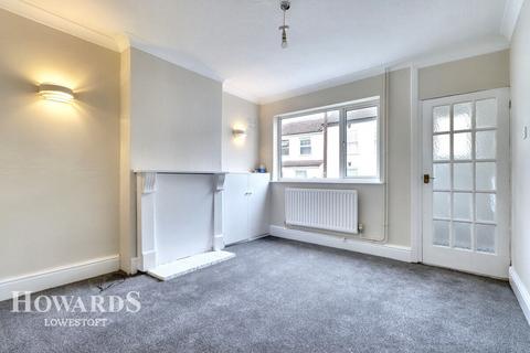3 bedroom terraced house for sale, Cambridge Road, Lowestoft