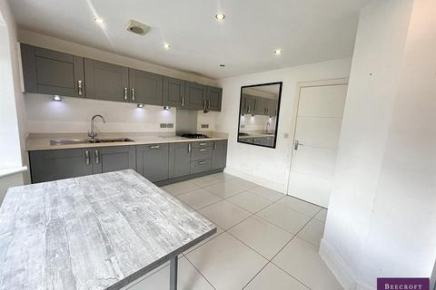 32 Bellscroft, Wombwell, Barnsley, S73 0UZ