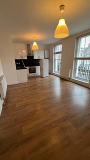 2 bedroom apartment to rent, Hanley Road, London N4