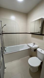 2 bedroom apartment to rent, Hanley Road, London N4