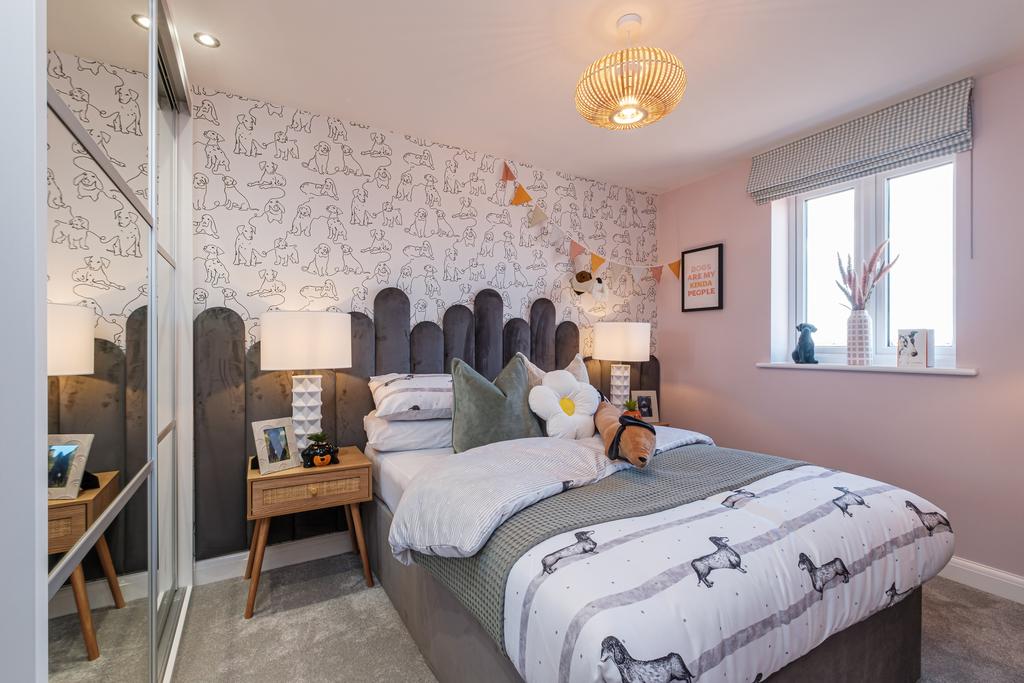 Kennett double bedroom
